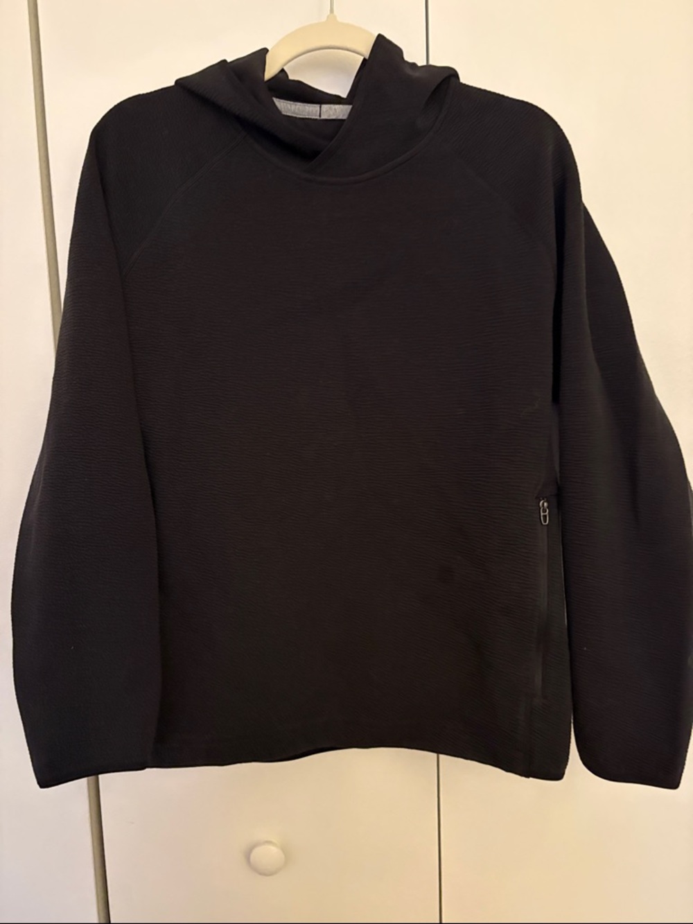 Lululemon Black Textured Pullover Hoodie with Zippered Pockets